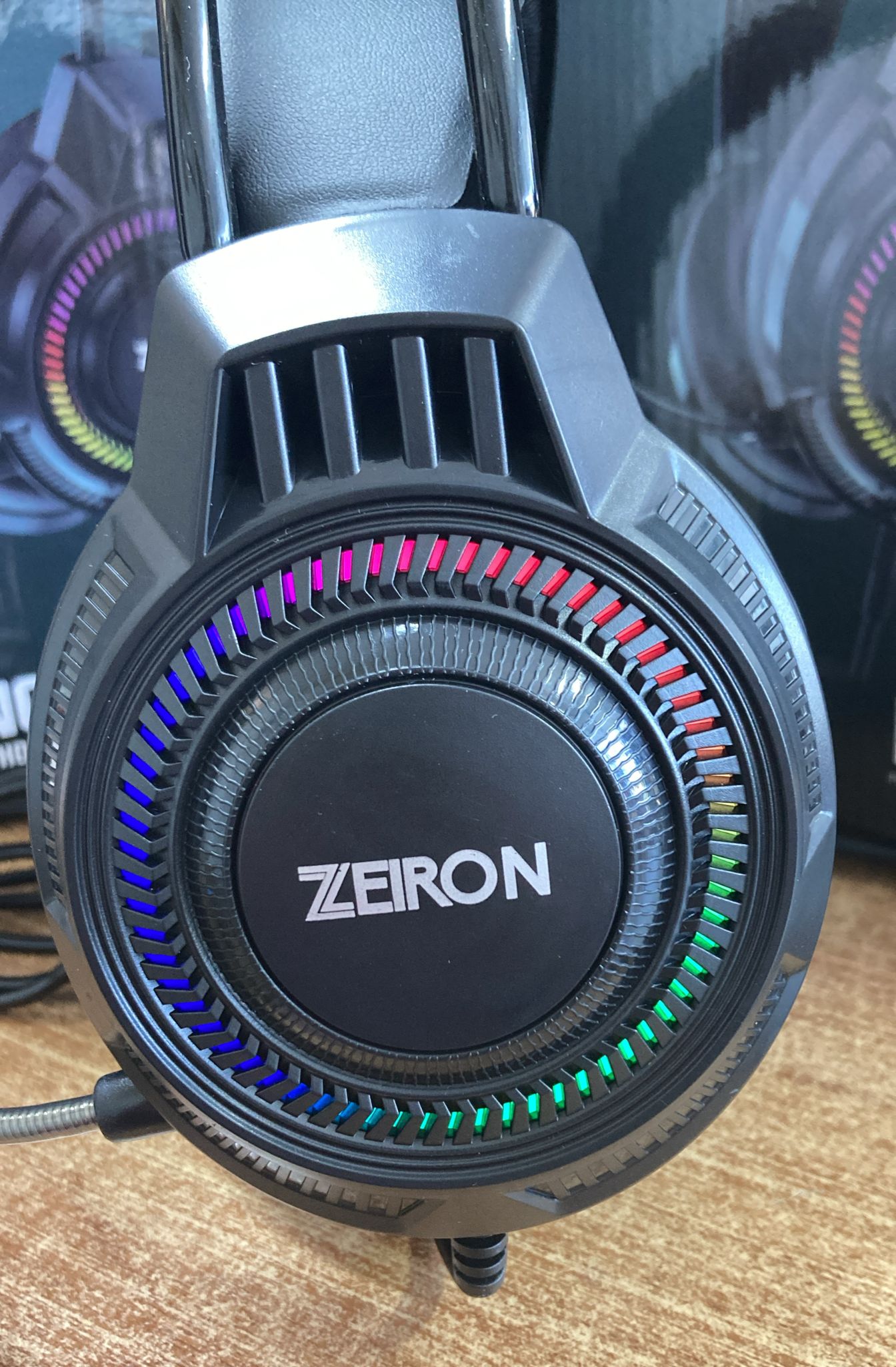 Zeiron V6  1-75M USB Kablolu Ergonomik Gaming Oyuncu Kulaküstü Kulaklık